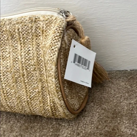 Nwt Nordstrom Woven bamboo Tan tassel zip oval shape Clutch Bag purse - Picture 3 of 7